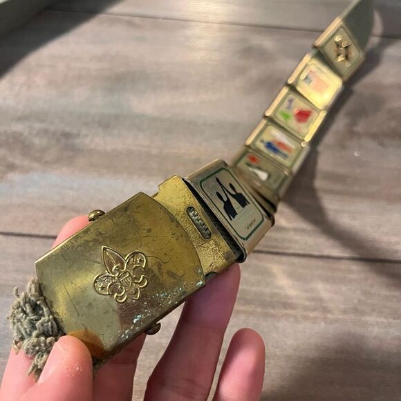 Boy Scouts of America Lot of 4 and Brass Belt Shirts Kids Small - Picture 9 of 9